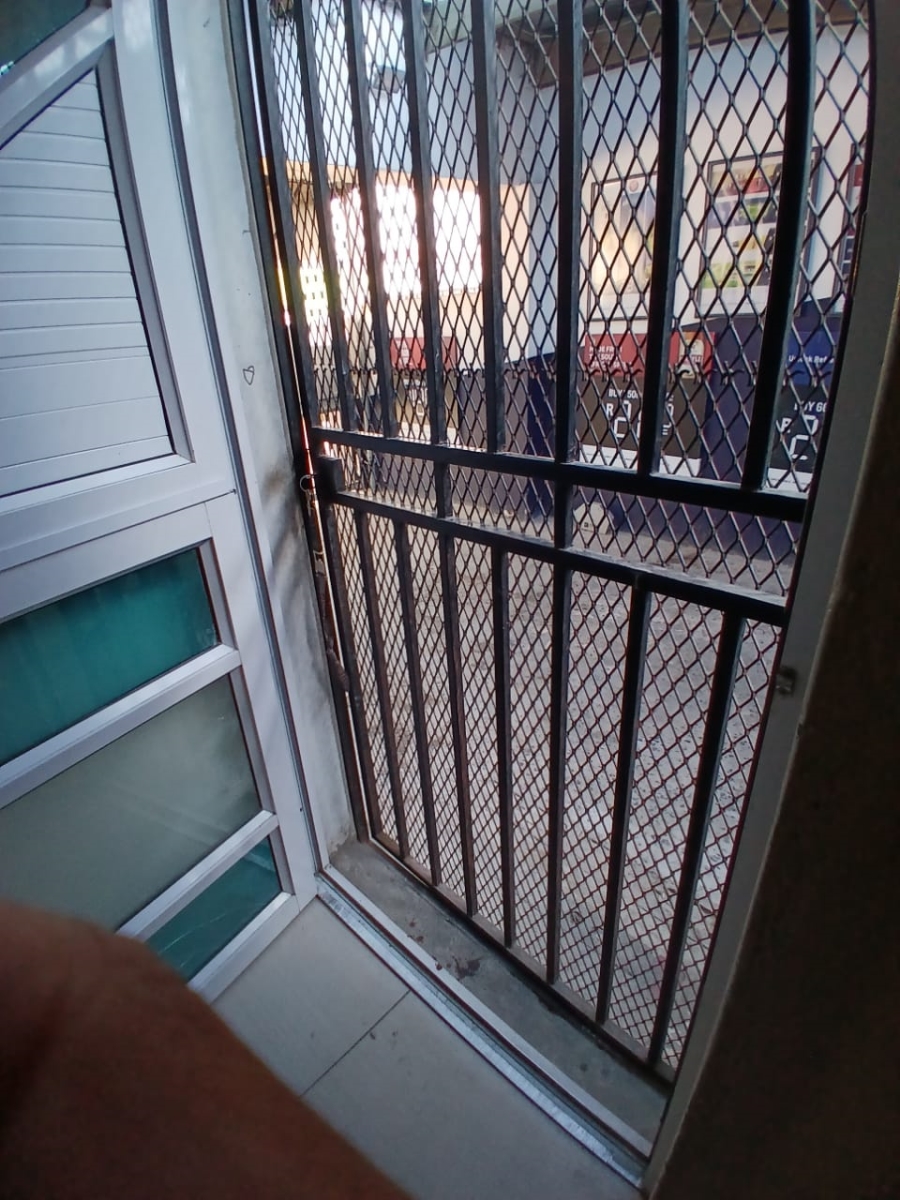 3 Bedroom Property for Sale in Fairdale Western Cape